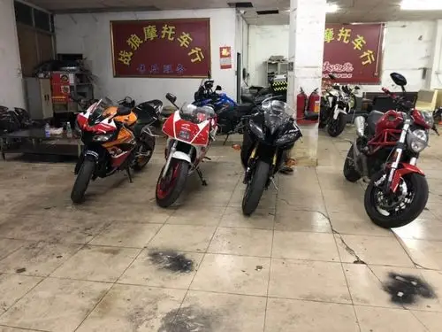 本店专业销售各种大小排量摩托车,有铃木,本田,雅马哈,宝马,川崎,佛山