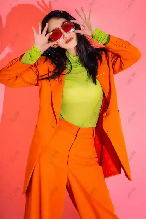 都市丽人 时尚个人写真上线-婚纱照案例-全民榜单