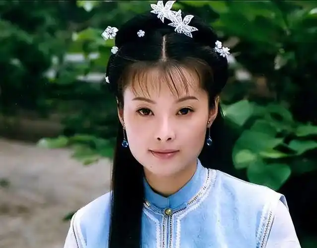 "傲气张狂"的袁立,为什么走到了今天这一步?