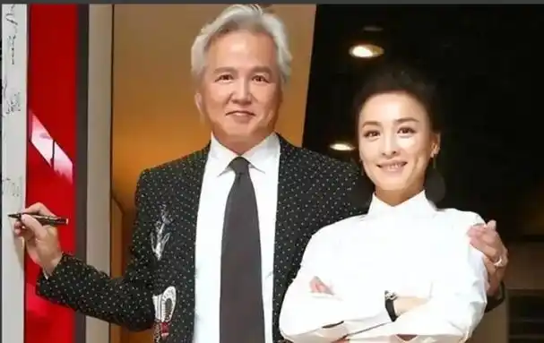 张庭举行线下活动上热搜体验田园生活显惬意网友评论引热议