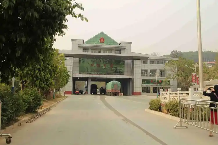 中缅边镜打洛口岸.