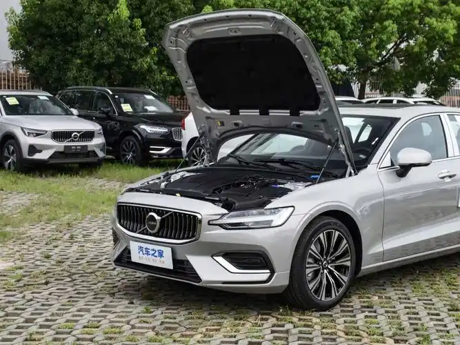 沃尔沃亚太 沃尔沃s60 2024款 b4 智远豪华版