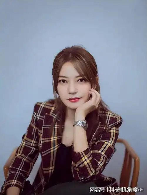 从中国巨星到查无此人赵薇沦为过街老鼠惨淡无人过问