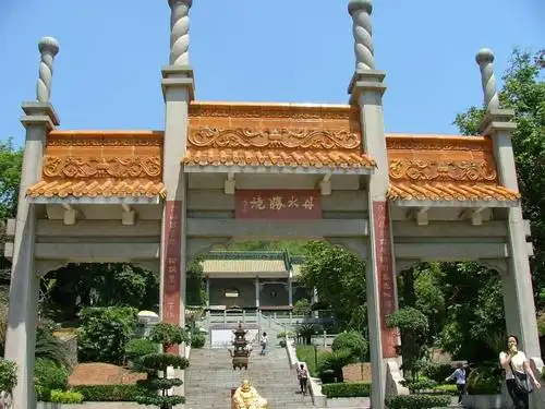 丹水坑风景区,是广州市新兴风景旅游区之一,位于广州市黄埔区南岗镇内