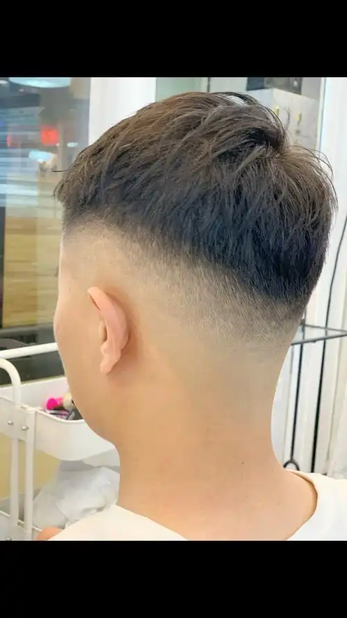 高层次渐变设计,男士短发造型