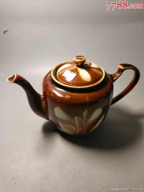 80年代左右窑变酱釉茶壶一把嘴微磕