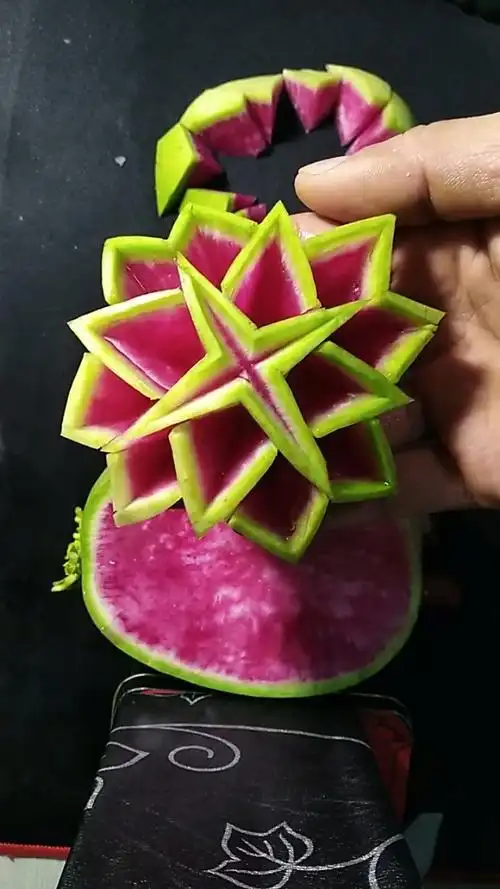 心里美萝卜刻花,喜欢的点点爱心