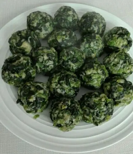 菠菜团子