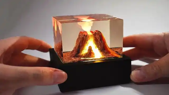 用环氧树脂制作火山模型灯,这创意真够牛的,成品惊艳无比