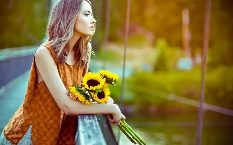 心累心痛心碎的图片