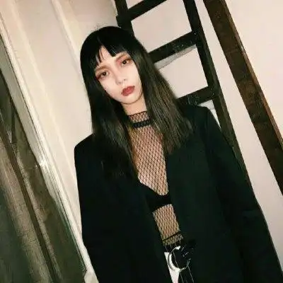 现代女生高冷霸气头像-霸气头像-爱聚微信qq空间大杂烩