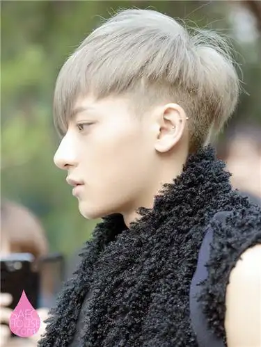 黄子韬个人资料,黄子韬家境被爆家庭背景情况