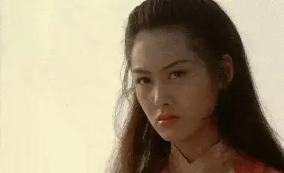 一个眨眼成就经典,她靠什么让国内影迷牵挂了20年?_朱茵