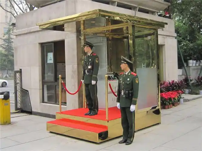 警用岗亭|防火抗老化耐候性好具有高强度隔音 耐烈日曝晒和暴雨冲击