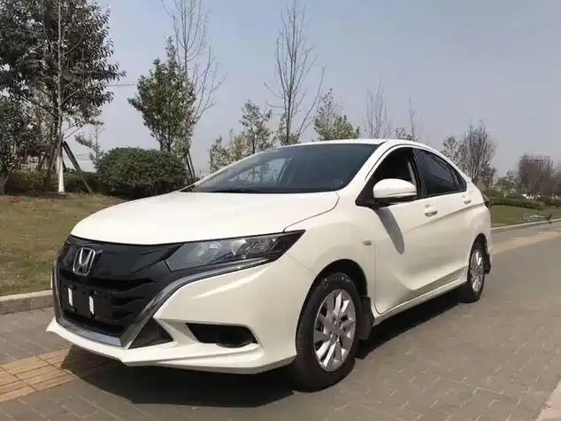 本田竞瑞,这款车型在2019年10月退出了市场.