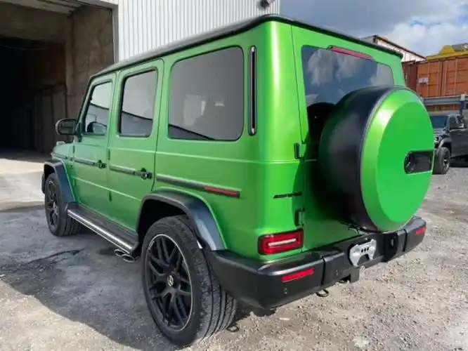 绿色奔驰大g_奔驰g级车友圈_小曲说车_懂车帝