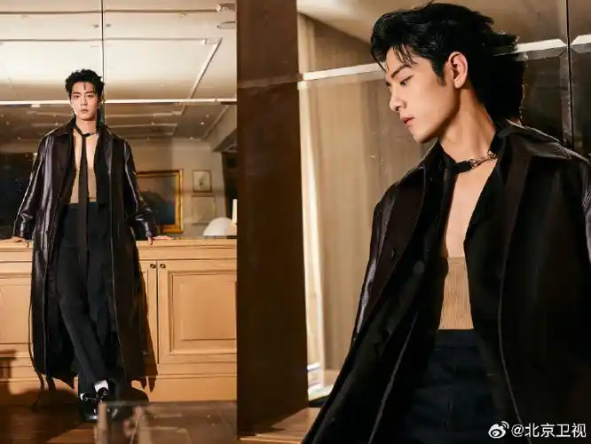 肖战长皮衣低领内搭##肖战第二套看秀造型