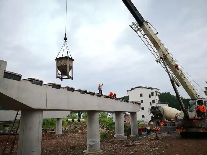 大陈江桥1#墩盖梁垫石砼浇筑