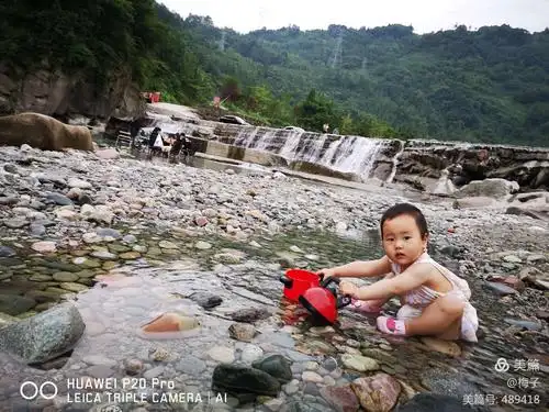 戏水的小女孩(二十)