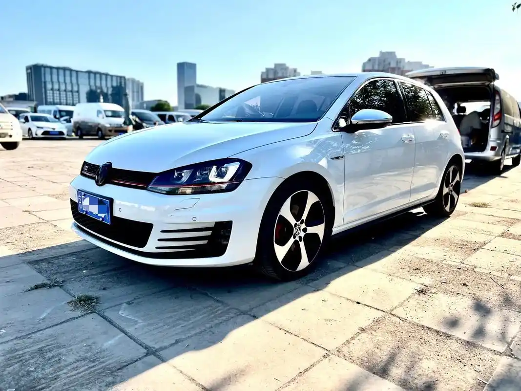 大众 高尔夫gti.2018年大众高尔夫 gti ,个人一手 - 抖音