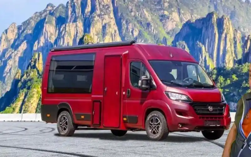 全景大窗超前设计的菲亚特b型房车