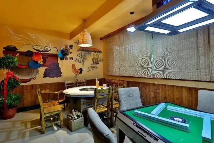 79元抢原价228元八方来柴火鸡23人餐土鸡2斤秘制香