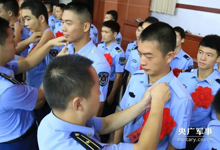 晋升士官!空军某场站士兵们的军旅誓言