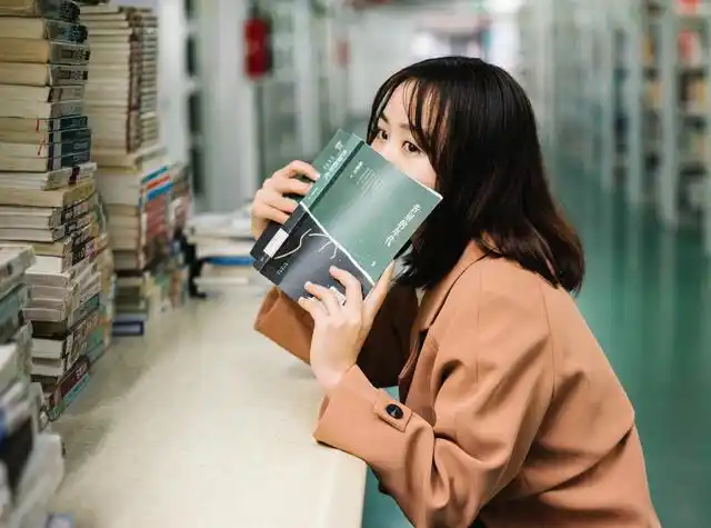 会读书的女孩有气质