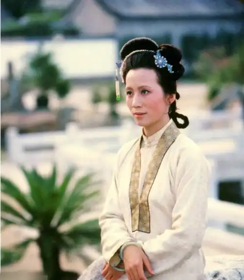 《红楼梦》里王夫人与李纨明里支持贾探春管家,那么暗里呢?