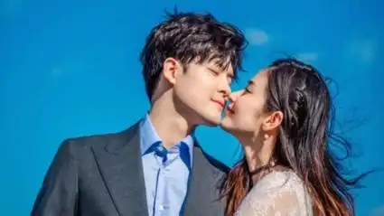 颖儿带女儿为付辛博庆生 一家三口甜蜜合影好有爱