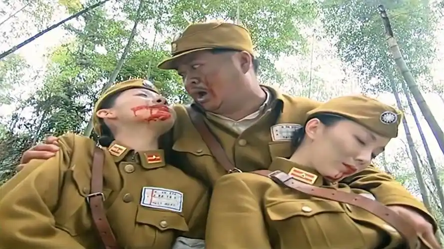 哈儿传奇樊哈儿被鬼子包围两姨太太为了保护他惨被鬼子杀害