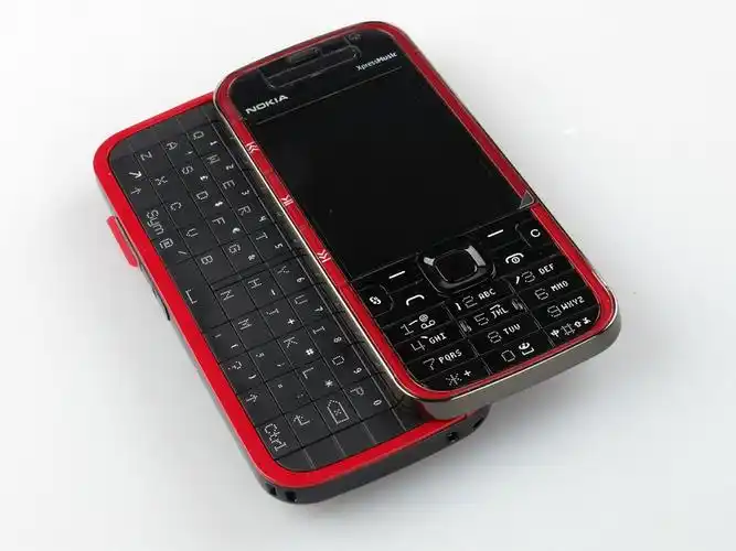 【高清图】 诺基亚(nokia)5730xm中国红 图277