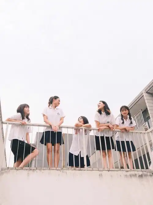 寝室毕业照姿势