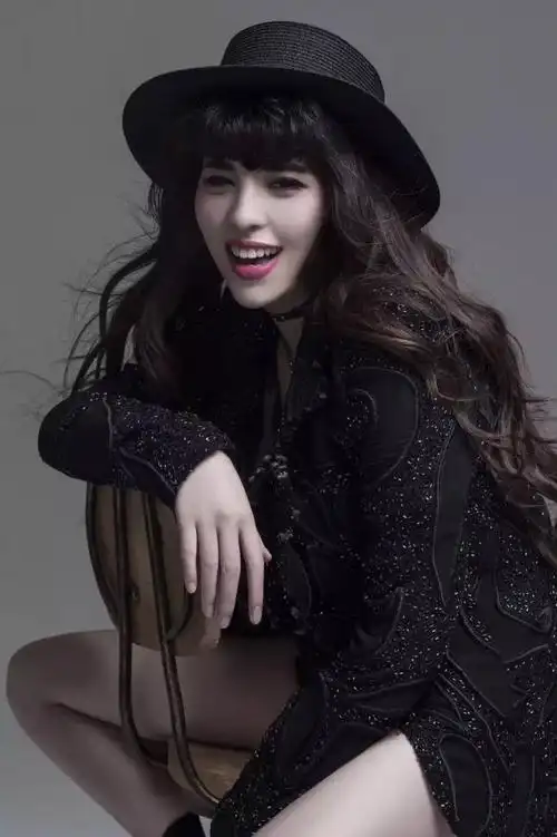 好声音贝贝个人资料,贝贝商演,代言,演唱会,拼盘,晚会等联系经纪志强