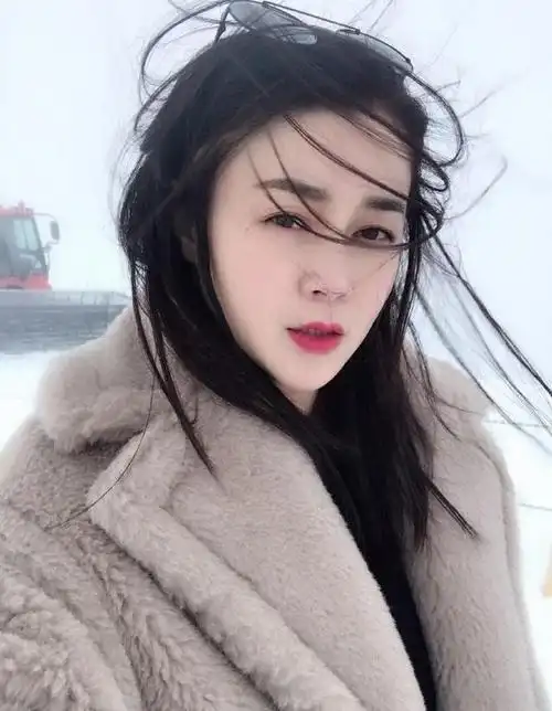 赵本山徒弟关婷娜简历(从未拜师赵本山)(22)