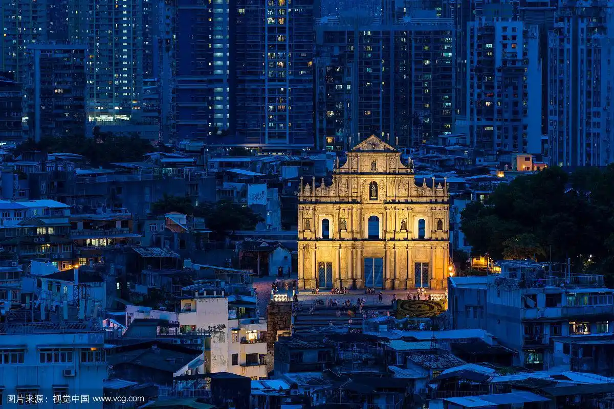 小城之夜(大三巴)