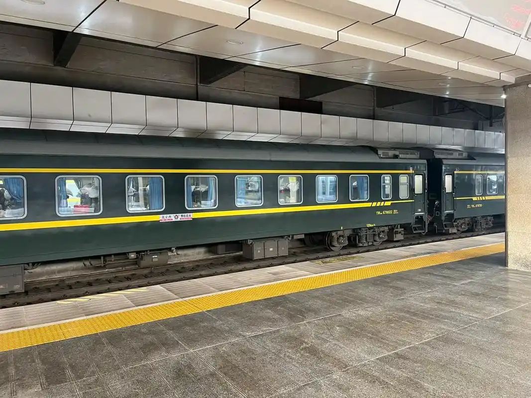 老郑州火车站.真切的能感受到工业之美 历史变迁# - 抖音