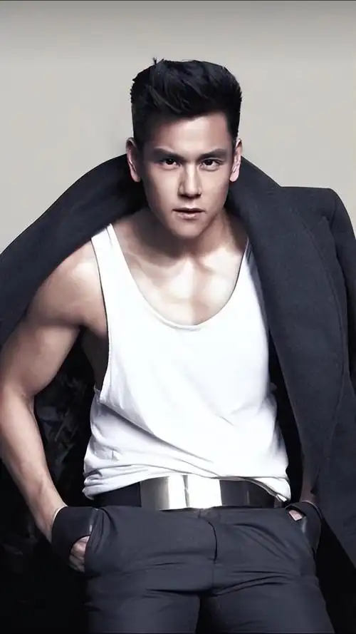 回顾国民男神彭于晏红极一时后销声匿迹他都经历了什么