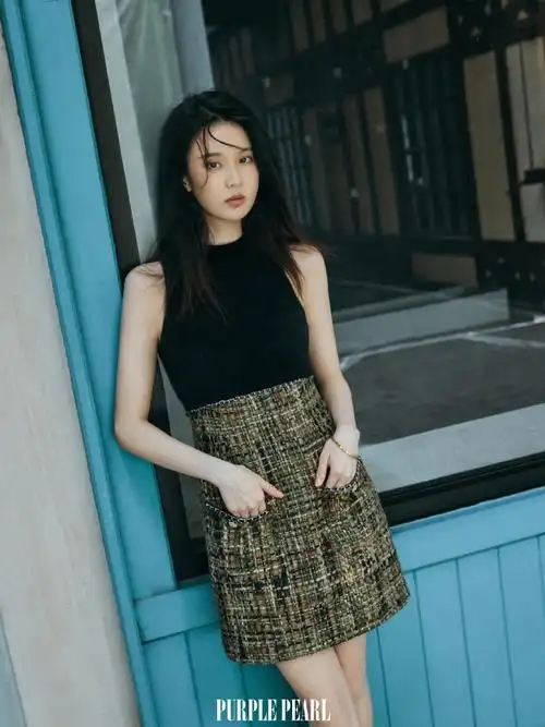 张慧雯超话#张慧雯曼谷citywalk大片#抵达热情的城市,走向的街道的