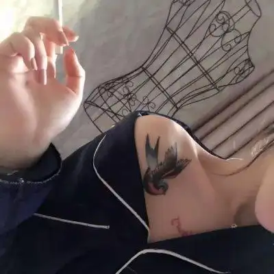 纹身霸气女生头像