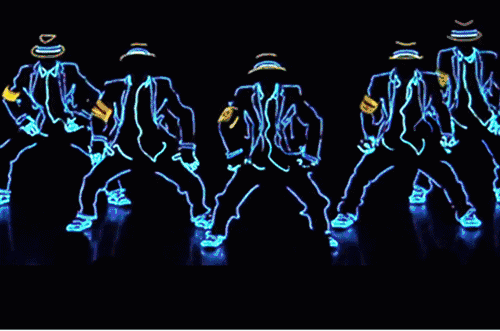 动感的舞蹈加炫酷的灯光效果