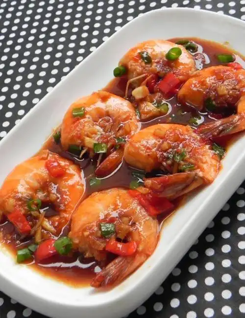 微甜微辣的开胃菜:红酒酸甜虾