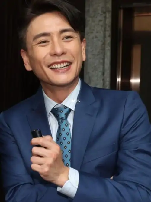 笑起來還真有那麼一丁點像噢090909#黄宗泽