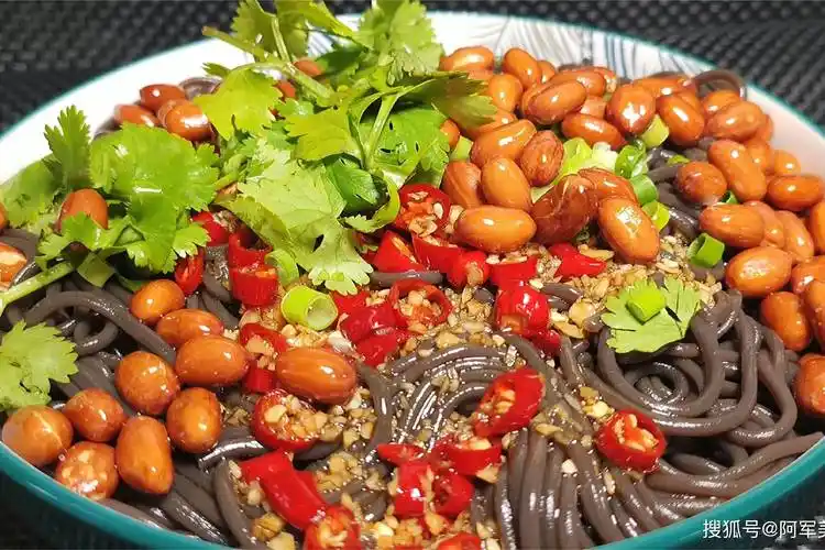 酸辣蕨根粉家常做法,讲解详细,酸辣开胃,天气热了就吃它