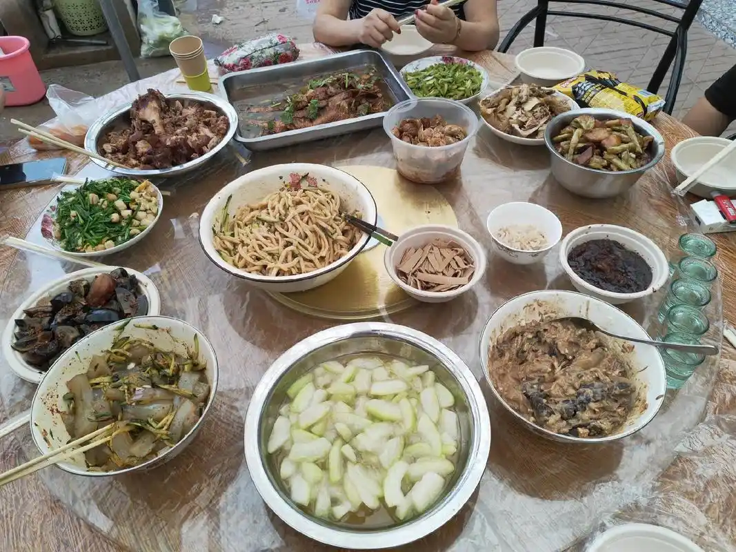 清清晚餐:私农家乐,全第八珍宴.有烹饪能人齐力协同,想不入味也难