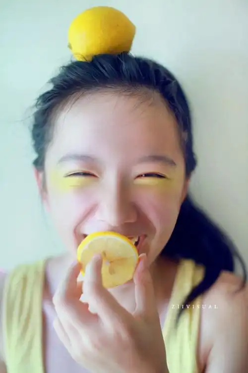 女生头像 柠檬姑娘 萌小清新 大图可做壁纸 自截喜欢的部分做头像吧