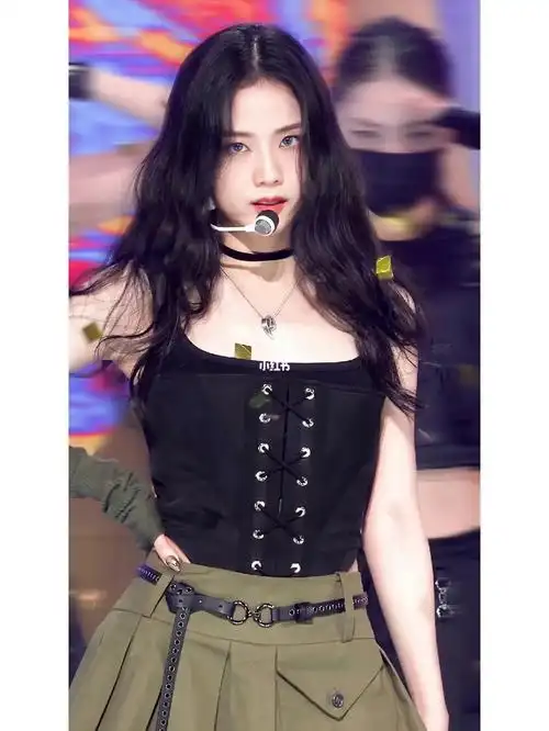 微博 _dasein_#金智秀  #blackpink  #金智秀jisoo  #jisoo