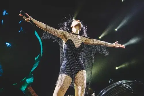 国际顶级歌手jessiej首度开唱征服全场为成都带来2018最强liveshow