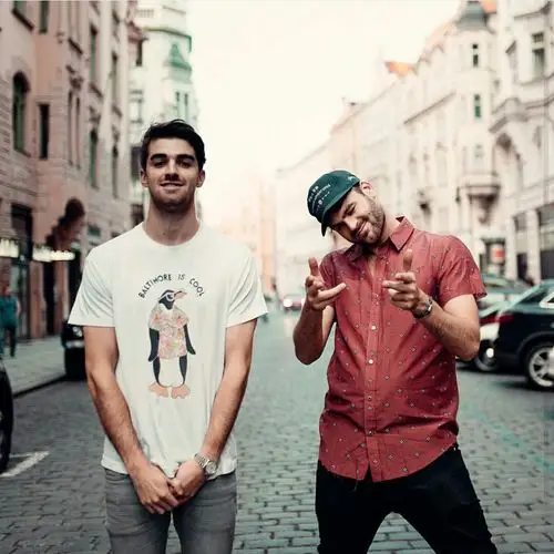 the chainsmokers