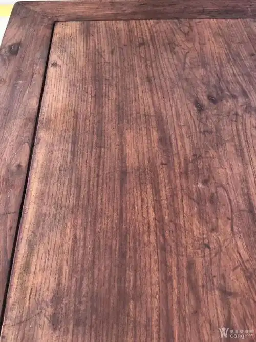 清末民初 榉木 八仙桌一套,老皮克 纹理清晰流畅 底部批灰,整体结实不